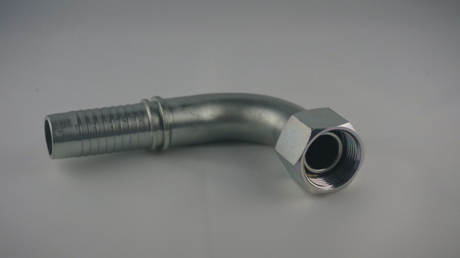 raccord de tuyaux hydrauliques